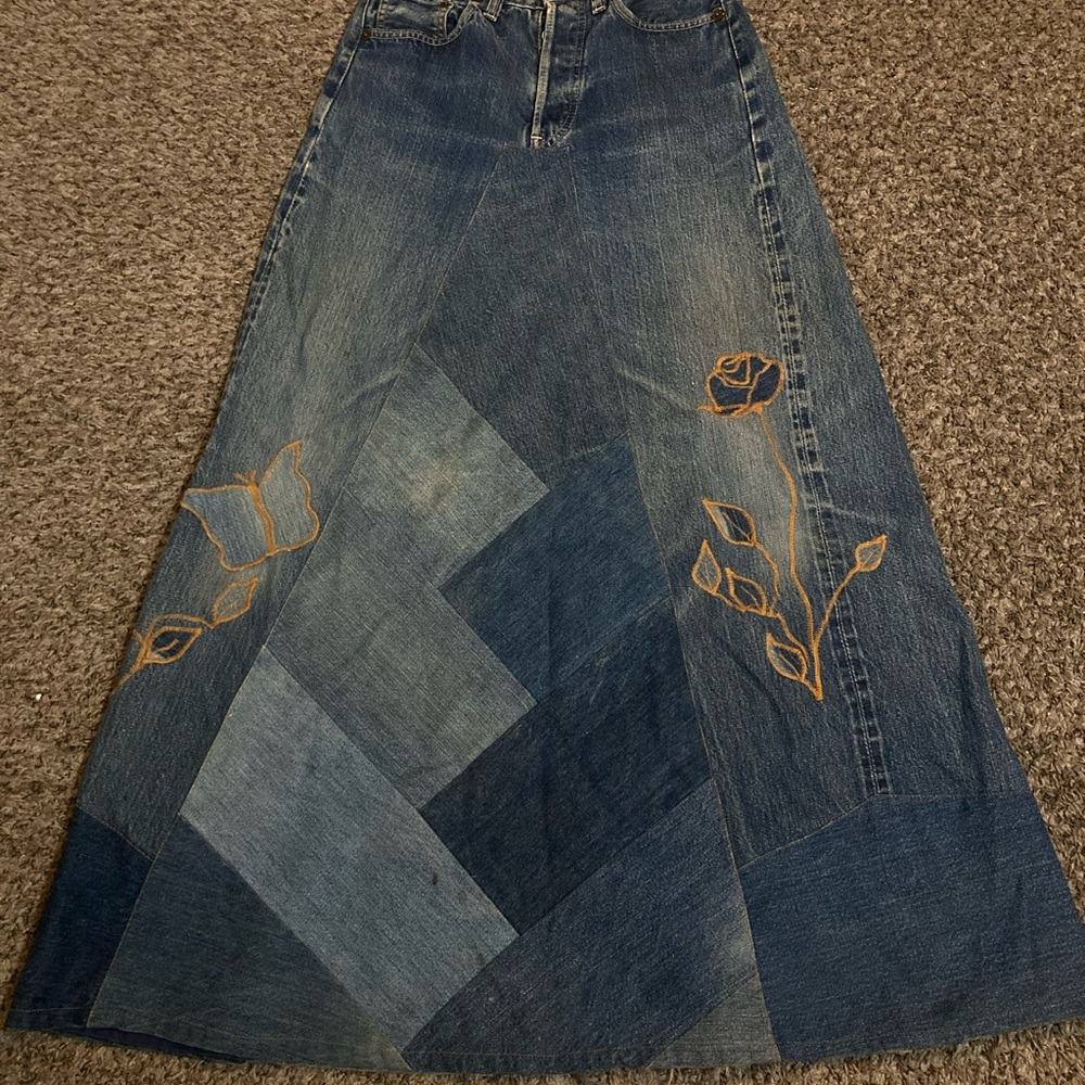 LEVIS CUSTOMIZED 1950 SUPER RARE RETRO Embroidered Denim Maxi Skirt